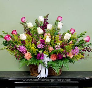 Sympathy Basket Deluxe